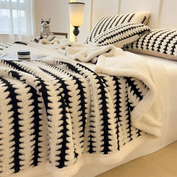 Soft Taffeta Velvet Blanket for Cozy Comfort – Perfect for Office Naps or Living Room Use 4