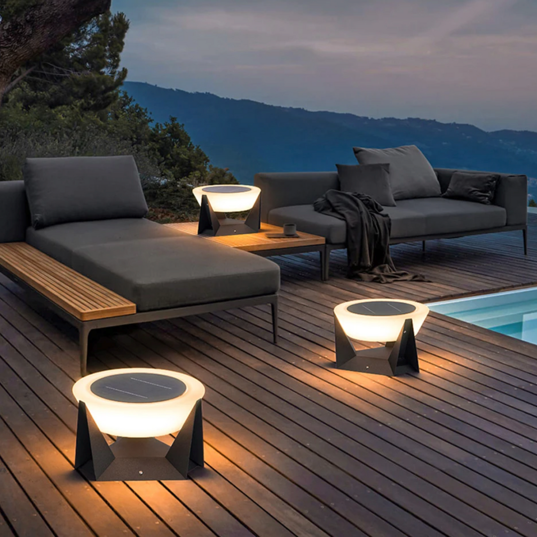 Solar Powered Outdoor Light with Remote Control – Modern Garden Illumination for Patios and Walkways 1