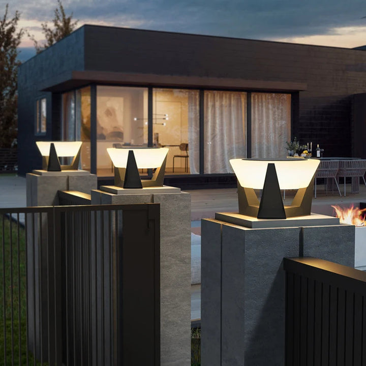 Solar Powered Outdoor Light with Remote Control – Modern Garden Illumination for Patios and Walkways 2