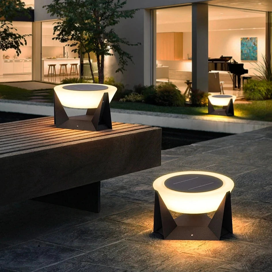 Solar Powered Outdoor Light with Remote Control – Modern Garden Illumination for Patios and Walkways 6