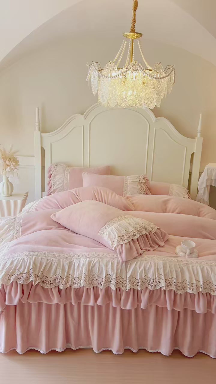 Double Layer Velvet Bedding Set with Ruffles – Cozy Duvet Cover for Elegant Winter Decor