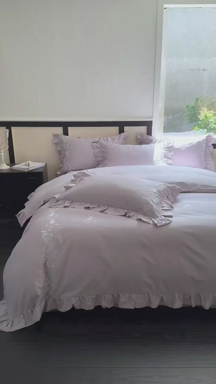 Luxury Floral Embroidery Bedding Set – 1000TC Egyptian Cotton Duvet Covers for Elegant Bedrooms